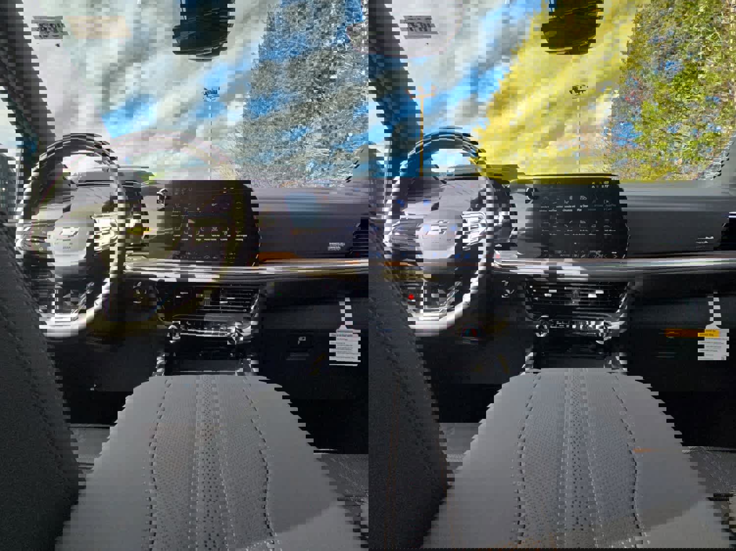 New 2026 Chevrolet Suburban High Country image 48