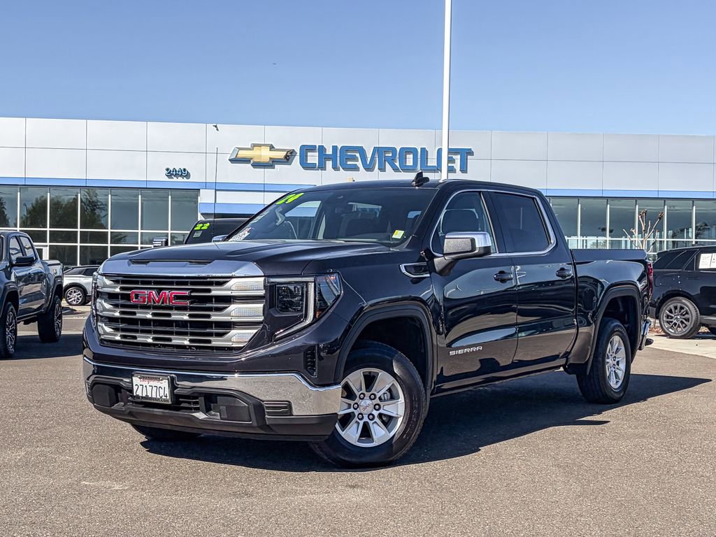 Used 2024 GMC Sierra 1500 SLE image 1