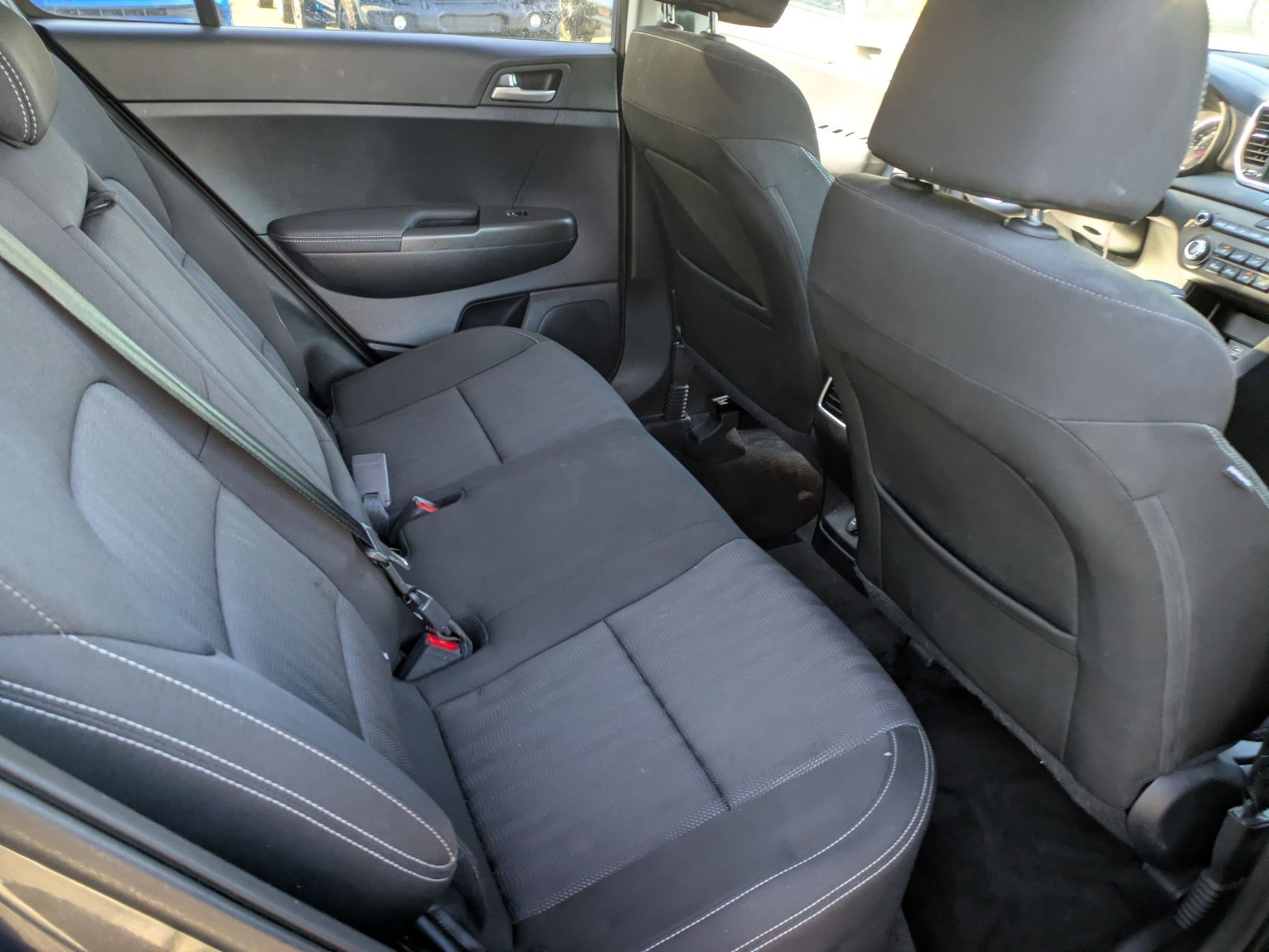 Used 2022 Kia Sportage LX image 23