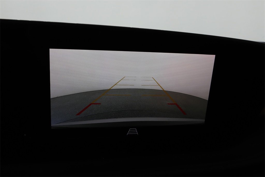 Used 2025 Buick Envista Sport Touring image 21