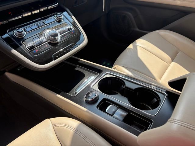 Used 2022 Lincoln Corsair FWD image 22