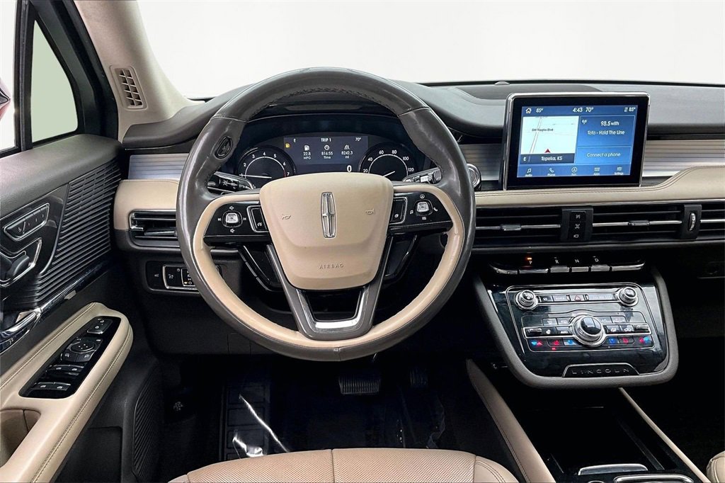 Used 2022 Lincoln Corsair FWD w/ Premium Package image 5