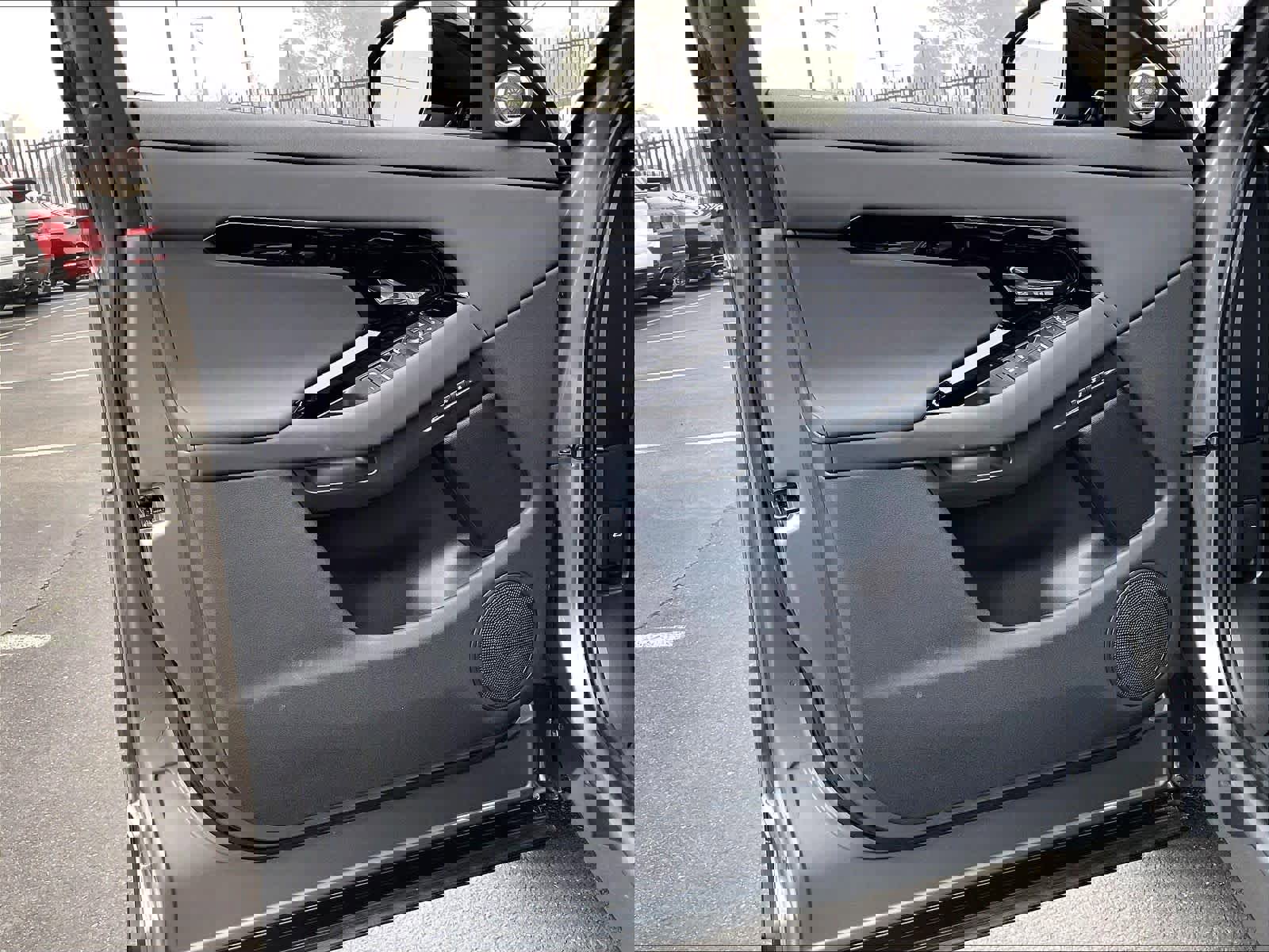 Used 2026 Land Rover Range Rover Evoque S image 25