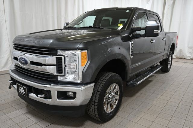 Used 2017 Ford F350 XLT w/ XLT Premium Package AWD/4WD image 18