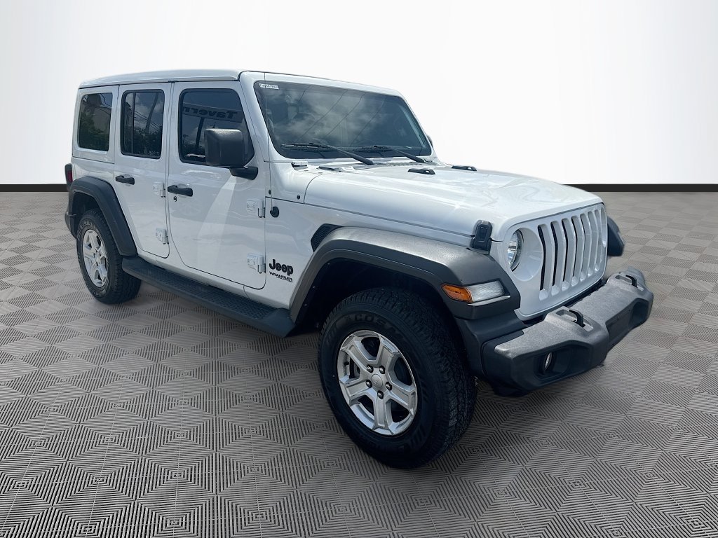 Certified 2022 Jeep Wrangler Unlimited Sport w/ Sun And Sound Package AWD/4WD image 4