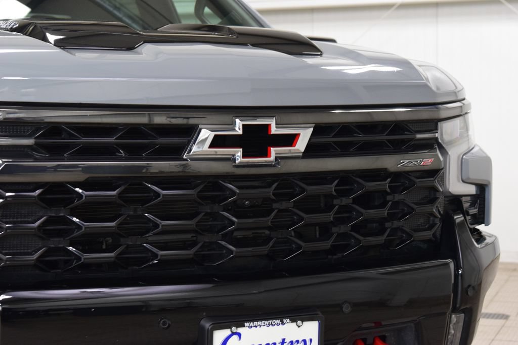 Used 2025 Chevrolet Silverado 1500 ZR2 w/ Technology Package AWD/4WD image 11