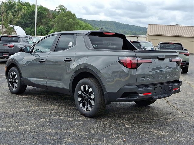 New 2026 Hyundai Santa Cruz SE image 3
