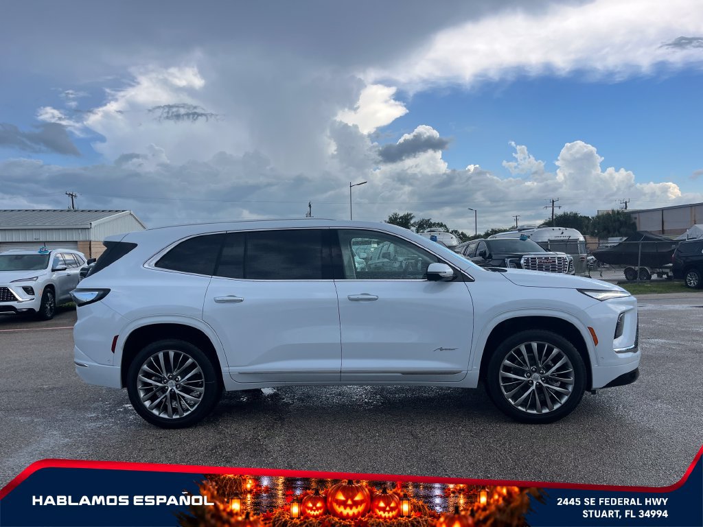 New 2026 Buick Enclave Avenir w/ Super Cruise Package AWD/4WD image 9