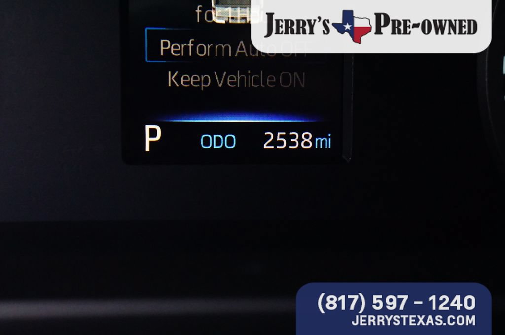 Used 2026 Toyota Tundra SR5 AWD/4WD image 10