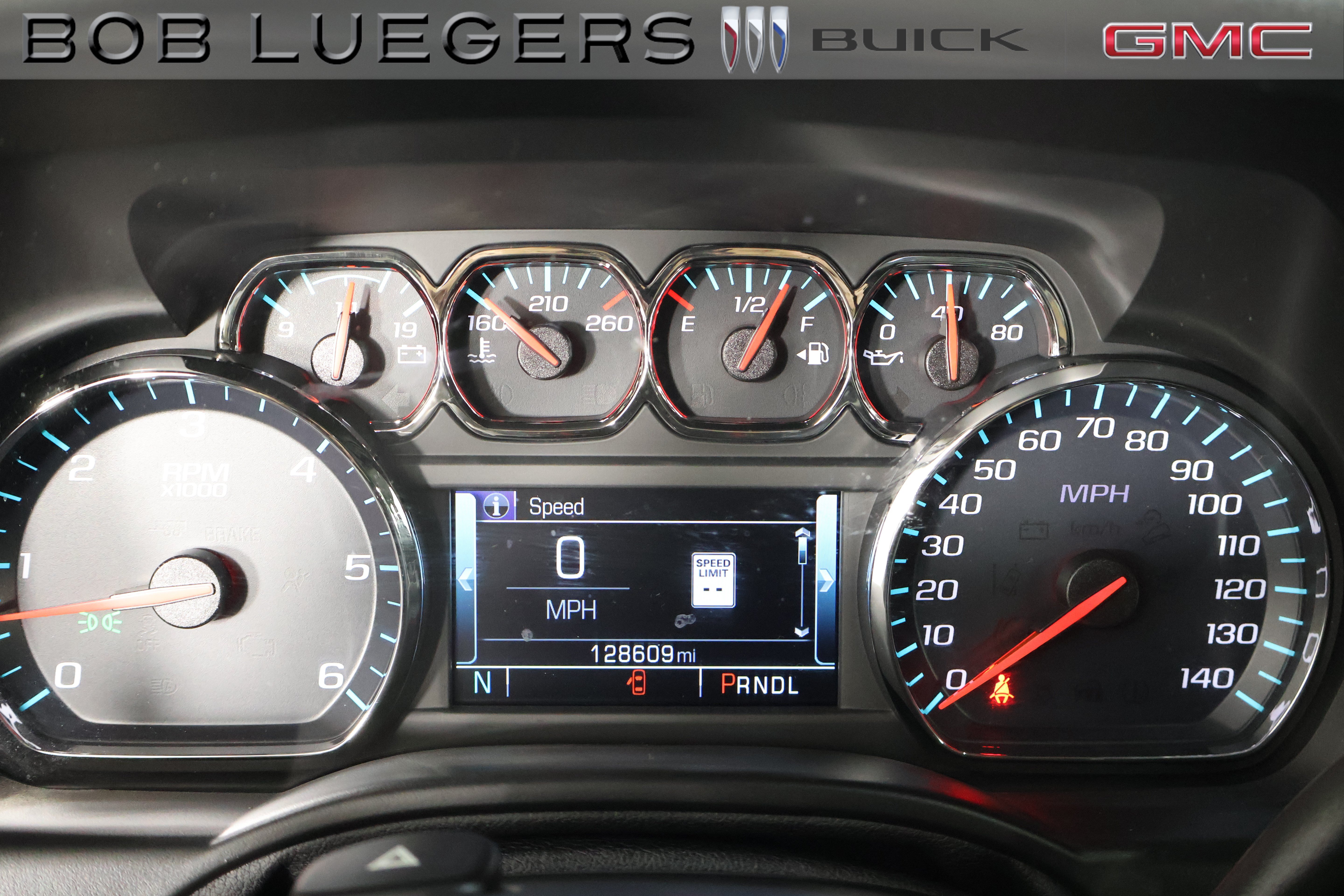 Used 2020 Chevrolet Tahoe Premier AWD/4WD image 29