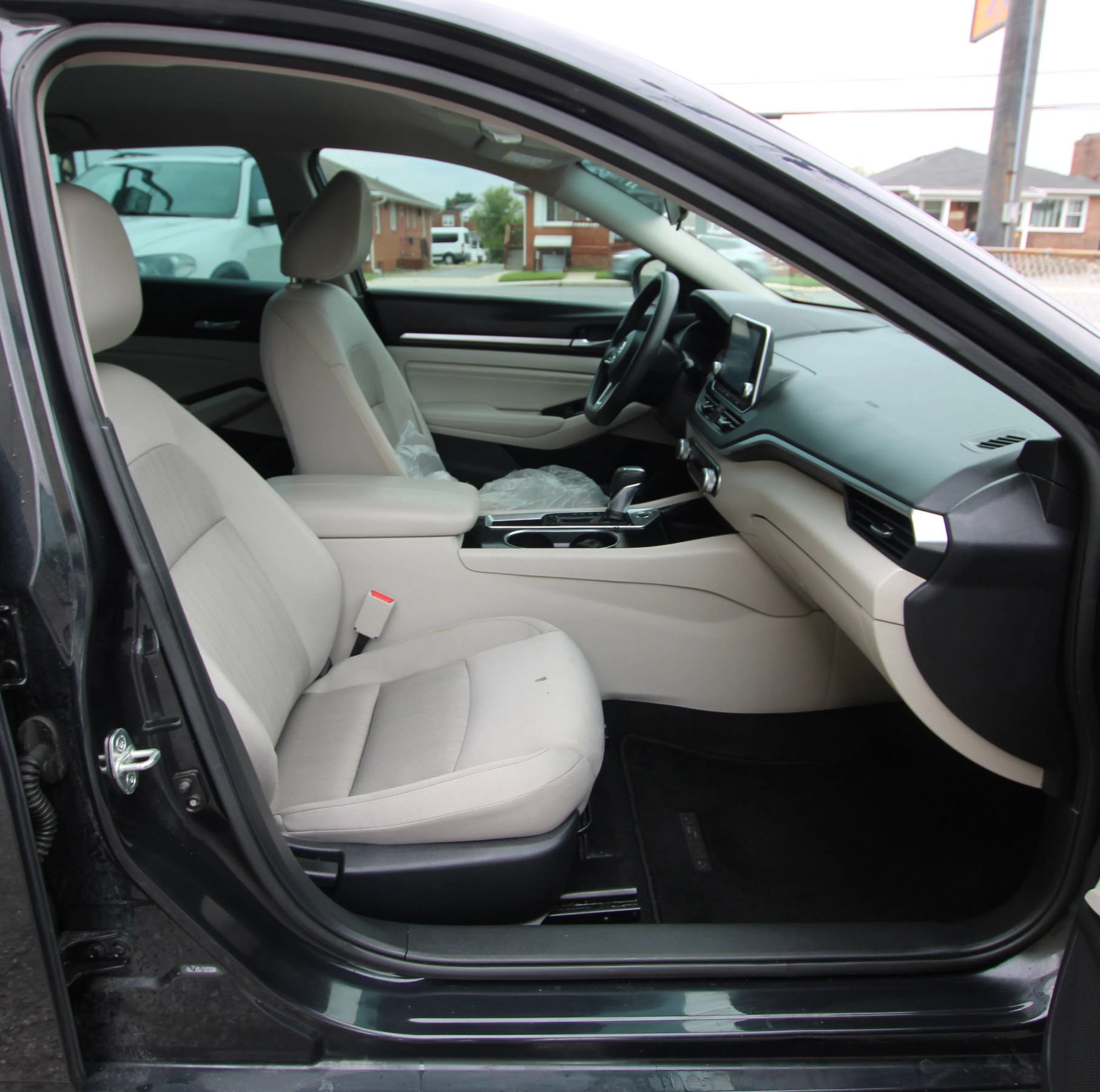 Used 2021 Nissan Altima 2.5 SV FWD image 10
