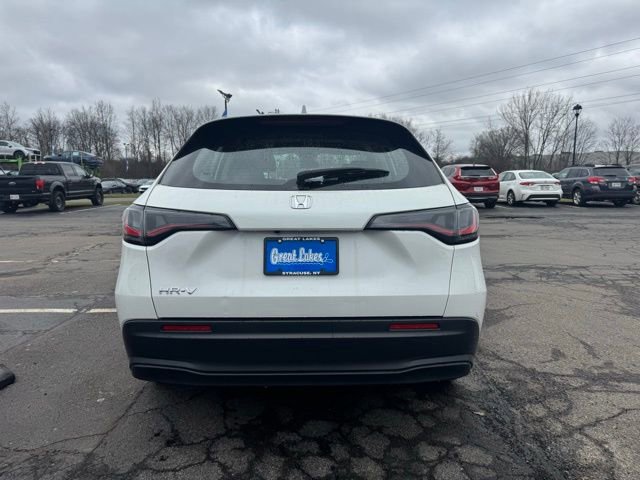 Certified 2025 Honda HR-V LX image 3