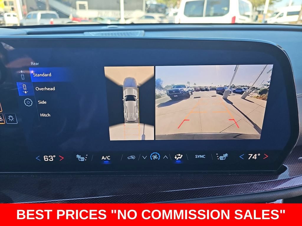 Used 2024 Chevrolet Traverse Z71 w/ Enhanced Driving Package AWD/4WD image 25
