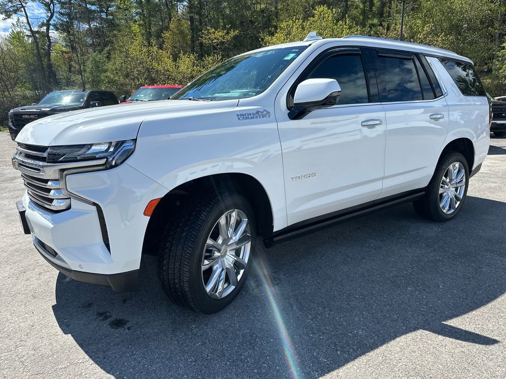 Used 2021 Chevrolet Tahoe High Country w/ Premium Package AWD/4WD image 1