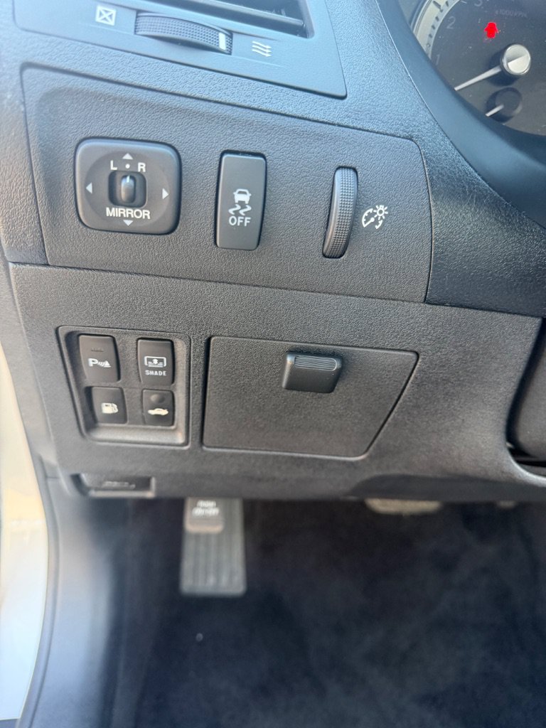Used 2010 Lexus ES 350 w/ Preferred Accessory Package FWD image 26