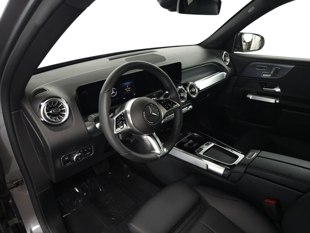 Certified 2026 Mercedes-Benz GLB 250 4MATIC image 8