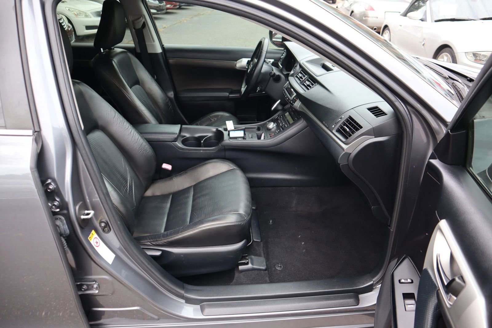 Used 2012 Lexus CT 200h image 16