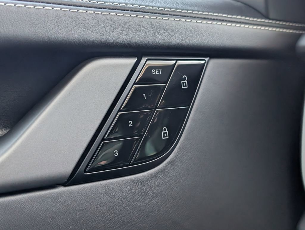 Certified 2021 Porsche 911 Targa 4 w/ Premium Package image 29