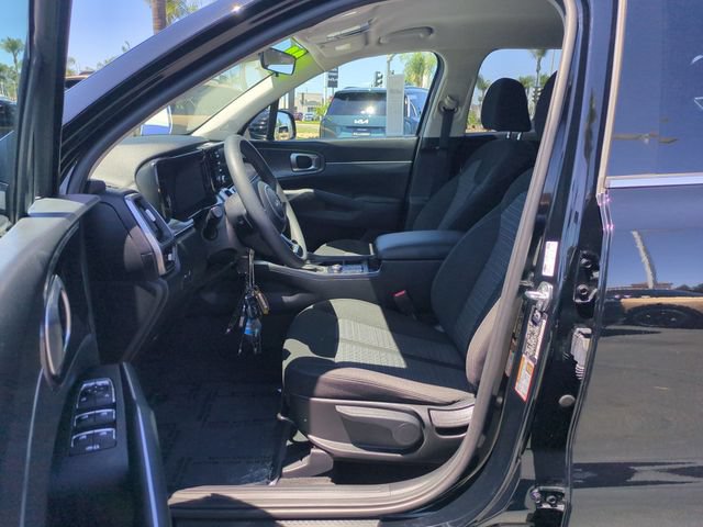 Used 2023 Kia Sorento LX FWD image 15