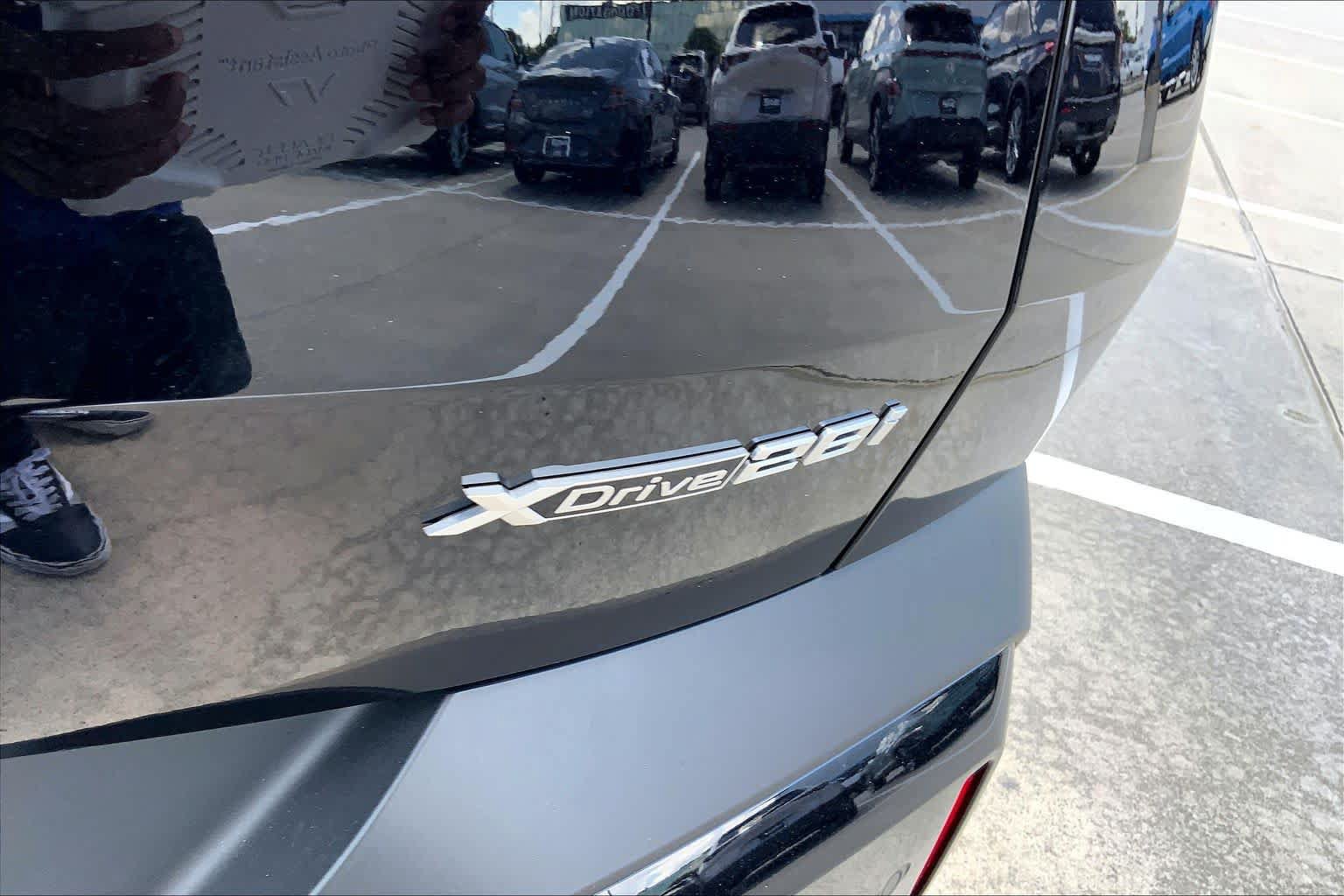 Used 2026 BMW X2 xDrive28i AWD/4WD image 10