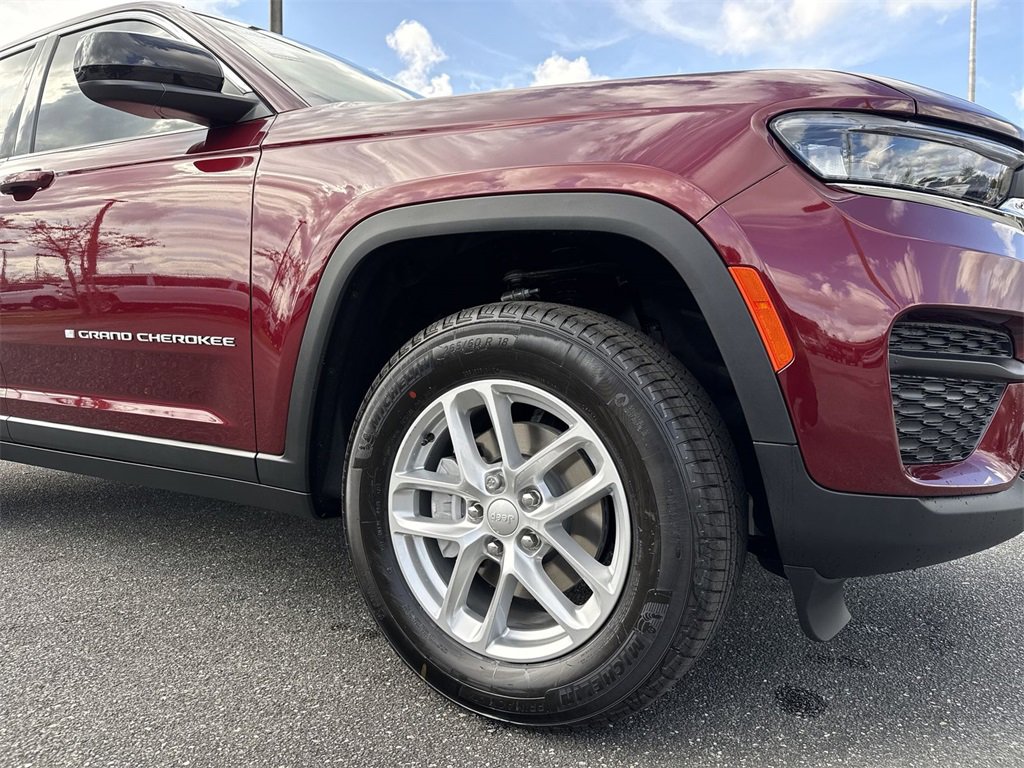 New 2025 Jeep Grand Cherokee Laredo X w/ Luxury Tech Group I image 10