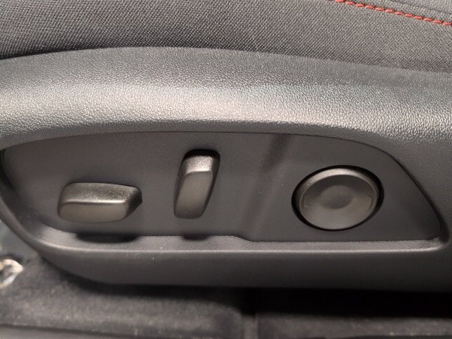 New 2026 Chevrolet Equinox RS image 15