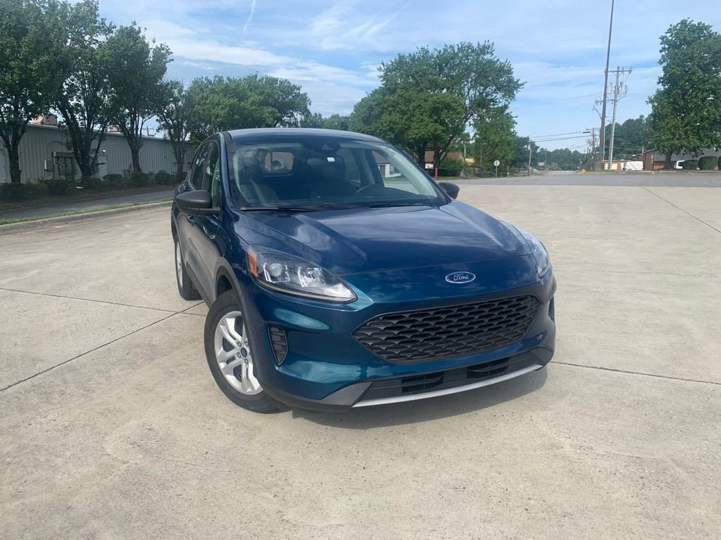 Used 2020 Ford Escape S FWD image 4