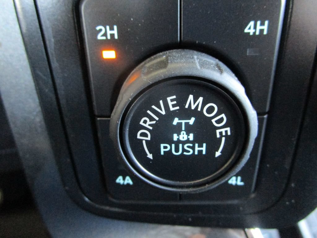 Used 2022 Ford F150 Lariat w/ Equipment Group 502A High AWD/4WD image 41