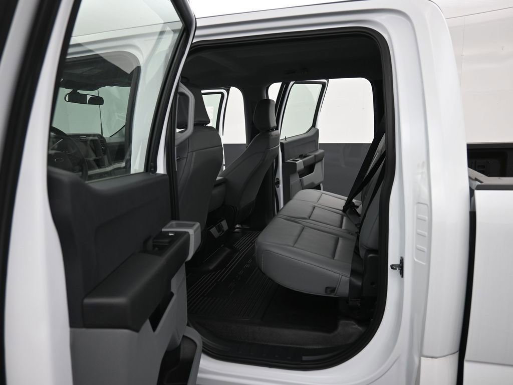 New 2026 Ford F250 XL w/ XL Chrome Package RWD image 7