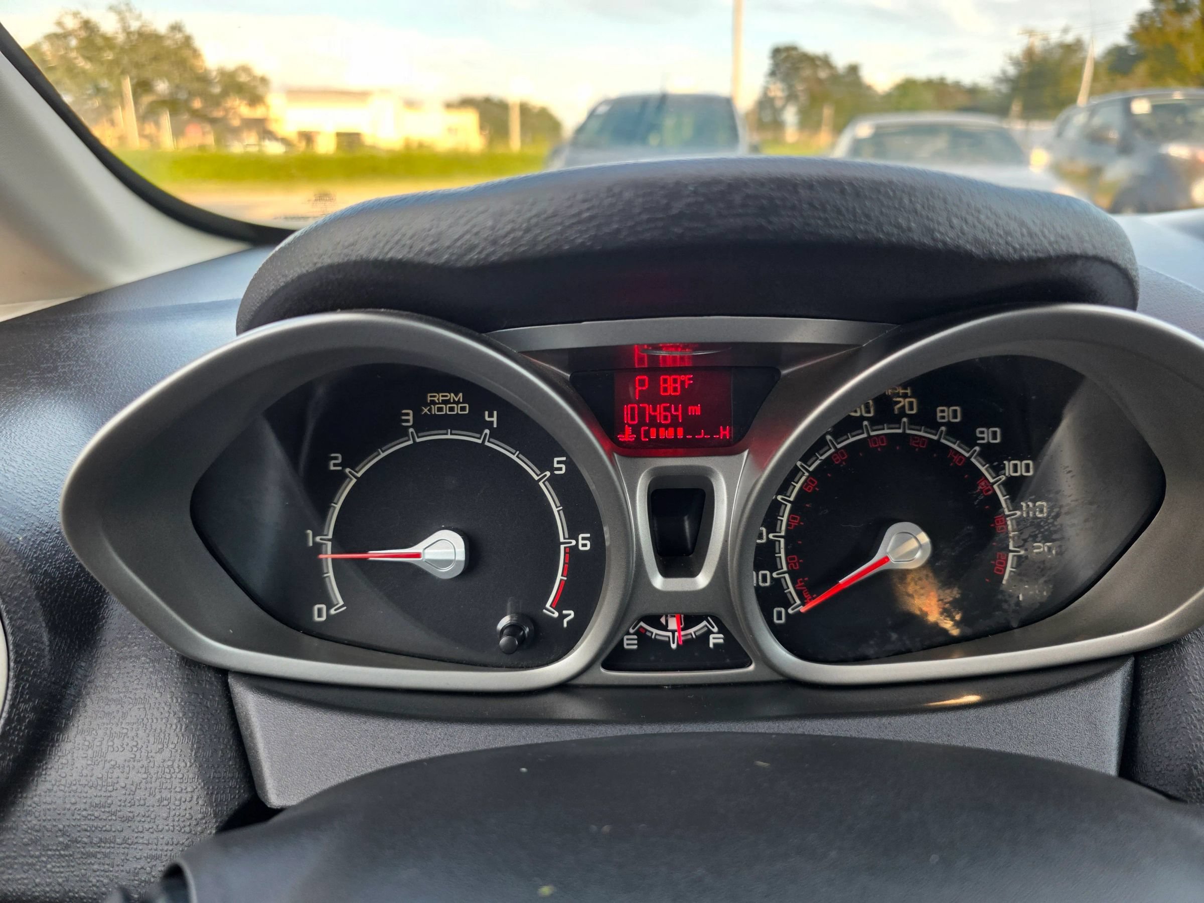 Used 2013 Ford Fiesta SE FWD image 9