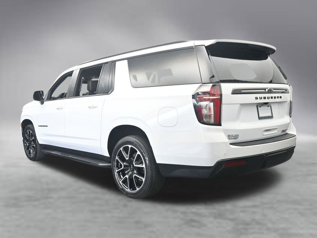 Used 2024 Chevrolet Suburban RST RWD image 4