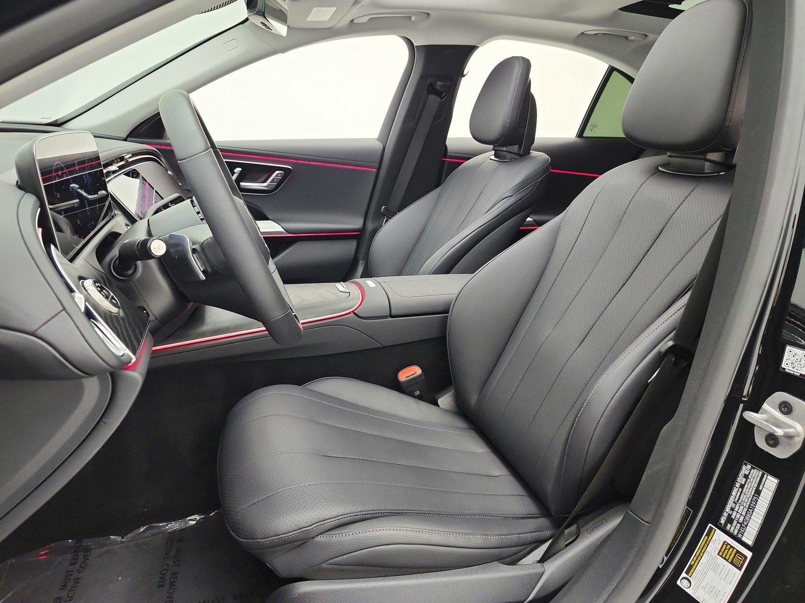 Used 2025 Mercedes-Benz E 350 Sedan image 13