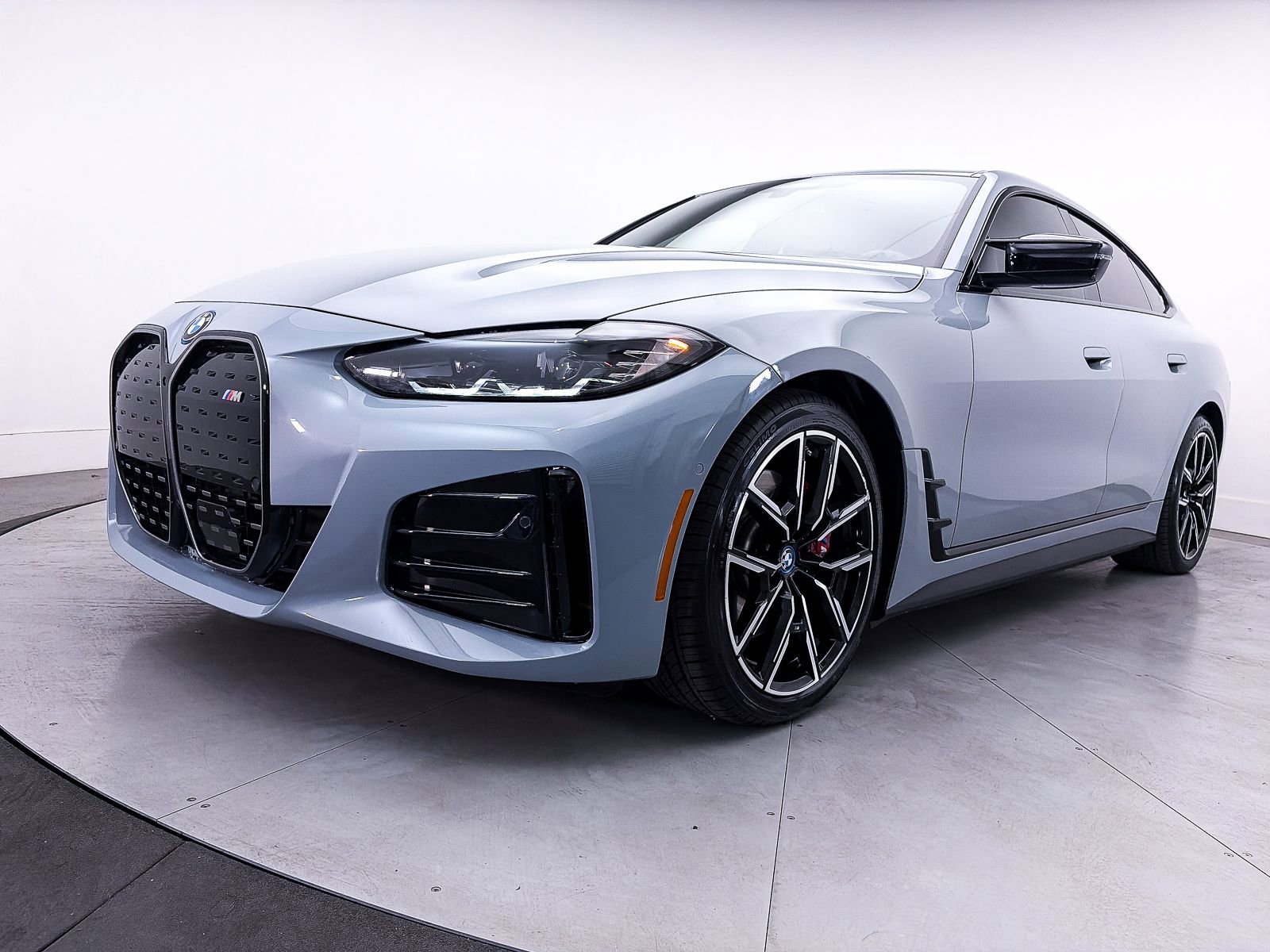 Used 2024 BMW i4 M50 AWD/4WD image 15