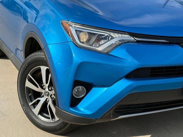 Used 2018 Toyota RAV4 XLE w/ Plus Extra Value Package FWD image 3