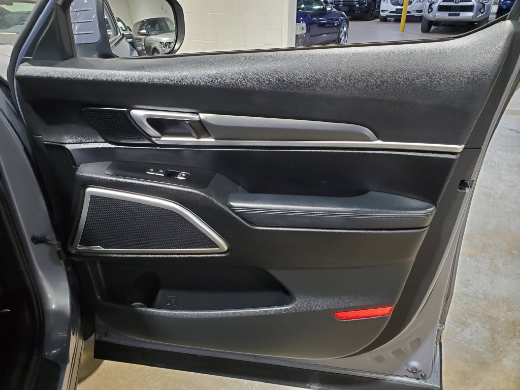 Used 2021 Kia Telluride LX FWD image 16
