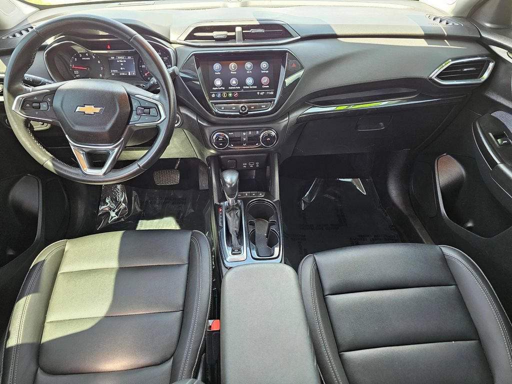 Used 2021 Chevrolet TrailBlazer LT w/ Premium Seating Package FWD image 19