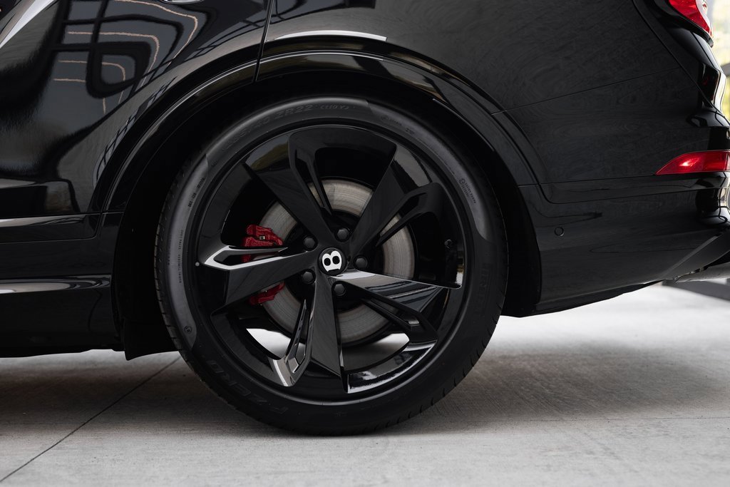 New 2025 Bentley Bentayga Extended Wheelbase image 6