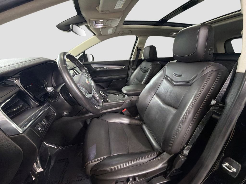 Used 2019 Cadillac XT5 Premium Luxury w/ Driver Assist Package AWD/4WD image 24