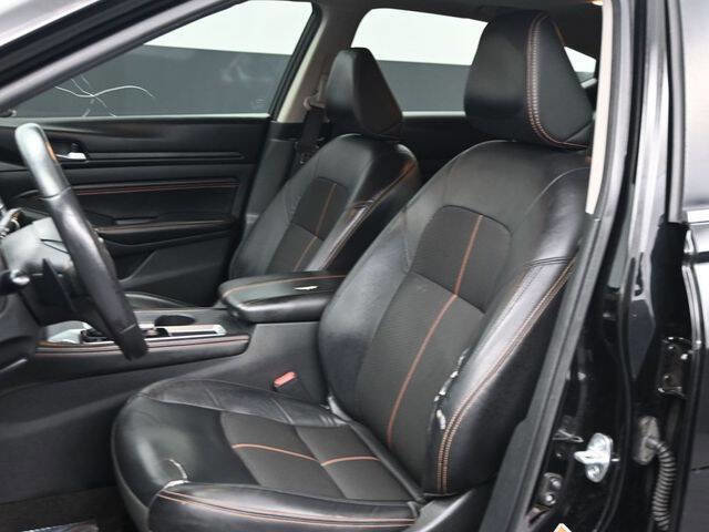 Used 2022 Nissan Altima 2.0 SR image 5