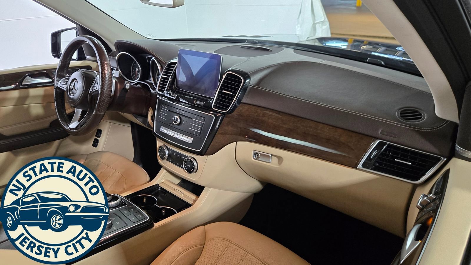 Used 2018 Mercedes-Benz GLS 450 4MATIC w/ Premium Package image 36
