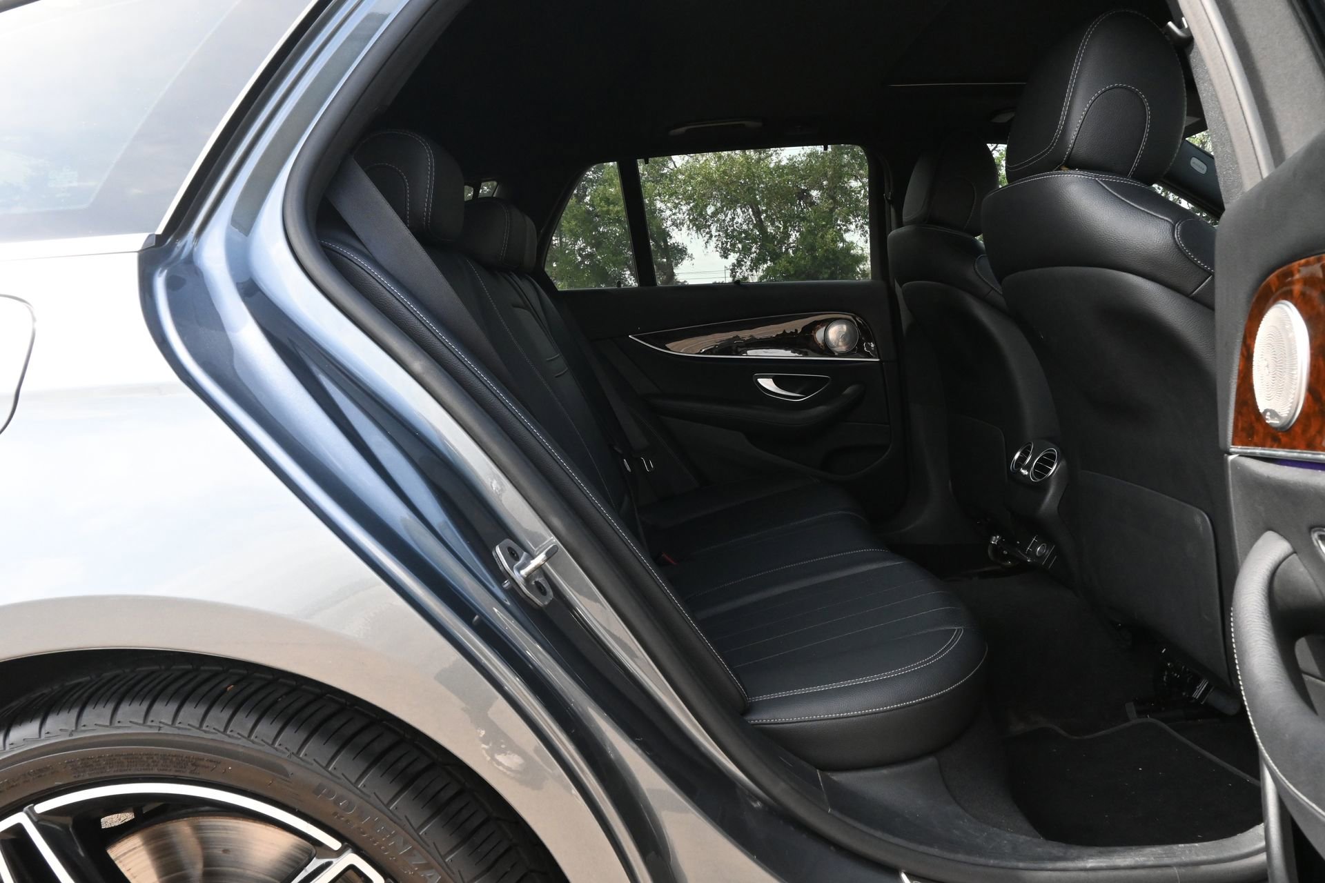 Used 2019 Mercedes-Benz E 450 4MATIC Wagon image 24