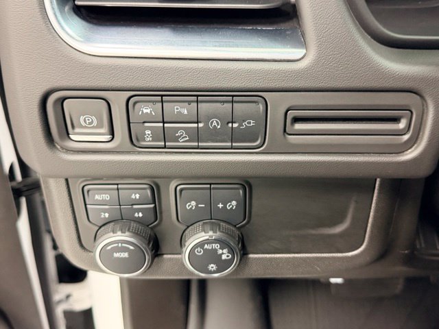 Certified 2021 Chevrolet Tahoe Premier AWD/4WD image 17