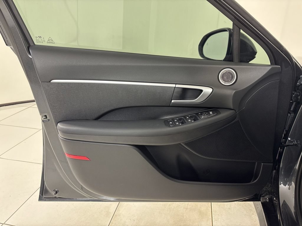 New 2026 Hyundai Sonata SE FWD image 18