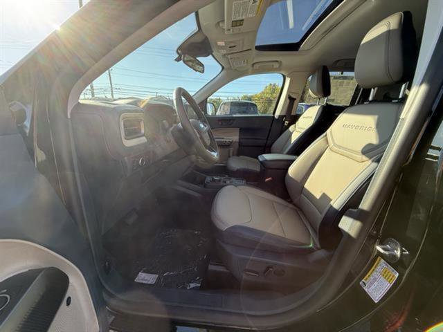 New 2025 Ford Maverick Lariat image 12