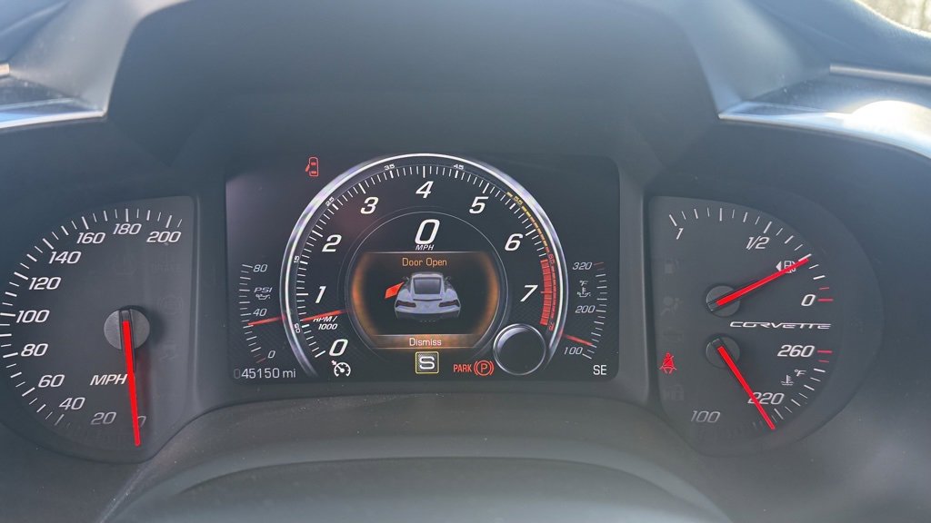 Used 2014 Chevrolet Corvette Z51 image 12