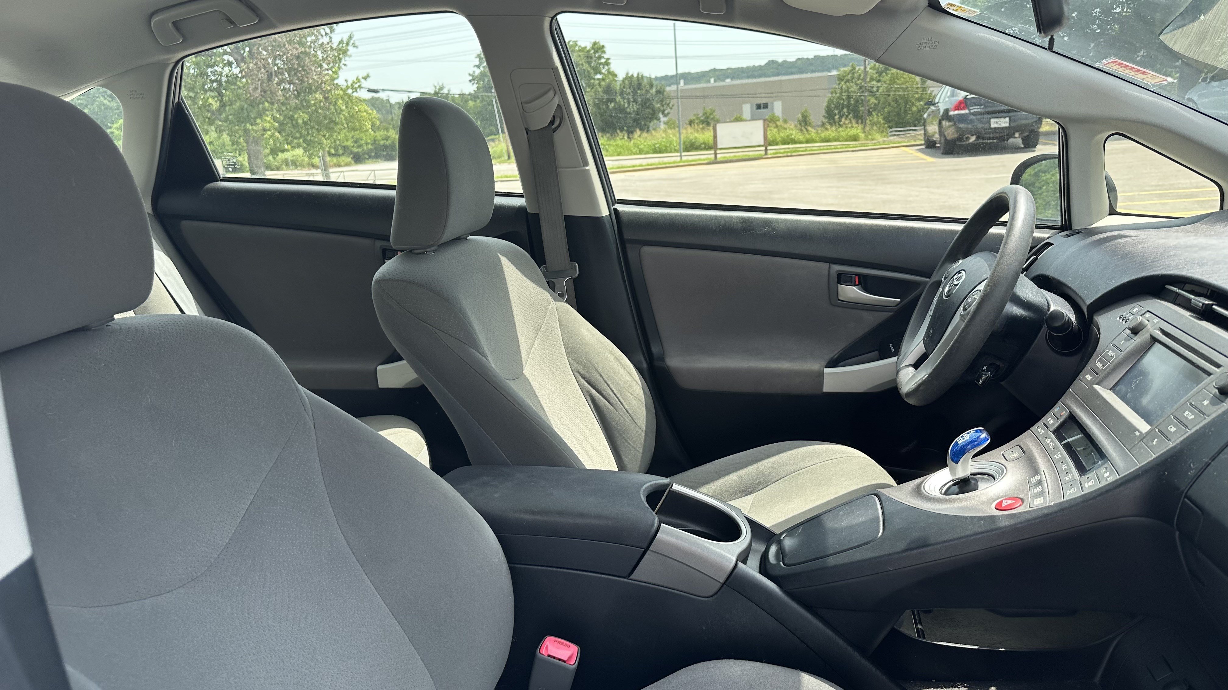 Used 2013 Toyota Prius Two FWD image 33