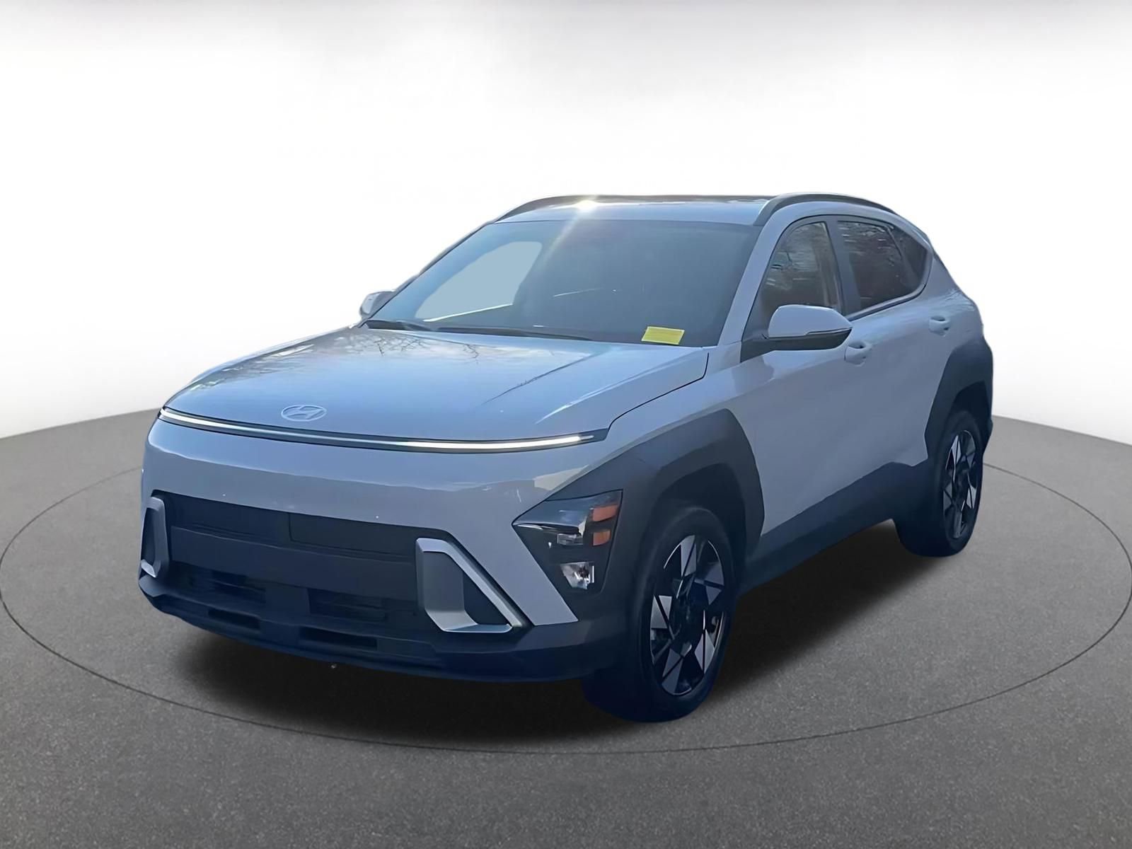 Used 2025 Hyundai Kona SEL image 7