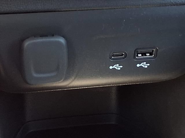 New 2026 Chevrolet TrailBlazer LT w/ LT Cold Weather Package AWD/4WD image 16