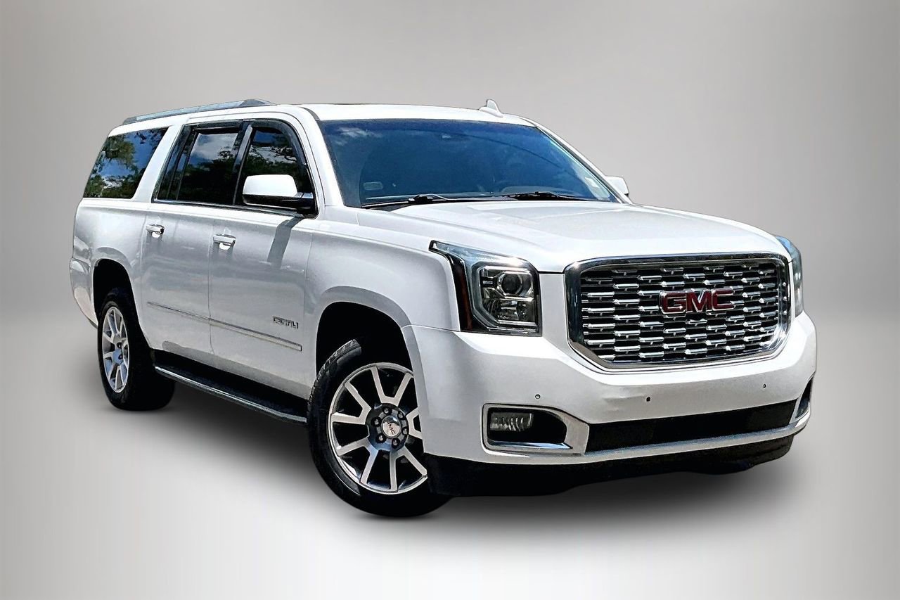 Used 2018 GMC Yukon XL Denali w/ Open Road Package RWD image 2