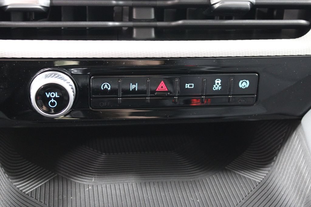 New 2026 Ford Explorer Active RWD image 44
